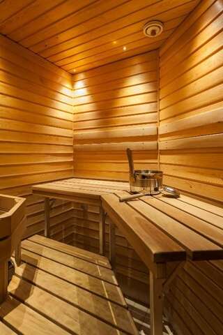 Отель Hotel K5 Levi and K5 Villas Леви Стандартный двухместный номер с 2 отдельными кроватями и сауной-7